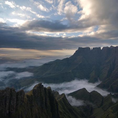 Witsieshoek Mountain Lodge Phuthaditjhaba Екстериор снимка