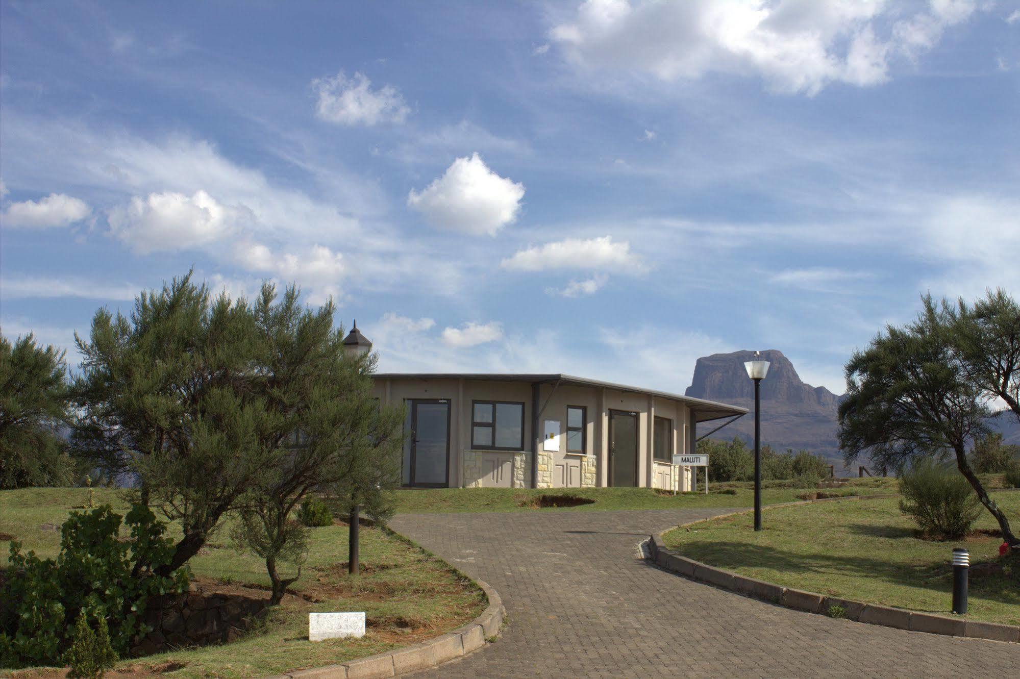 Witsieshoek Mountain Lodge Phuthaditjhaba Екстериор снимка