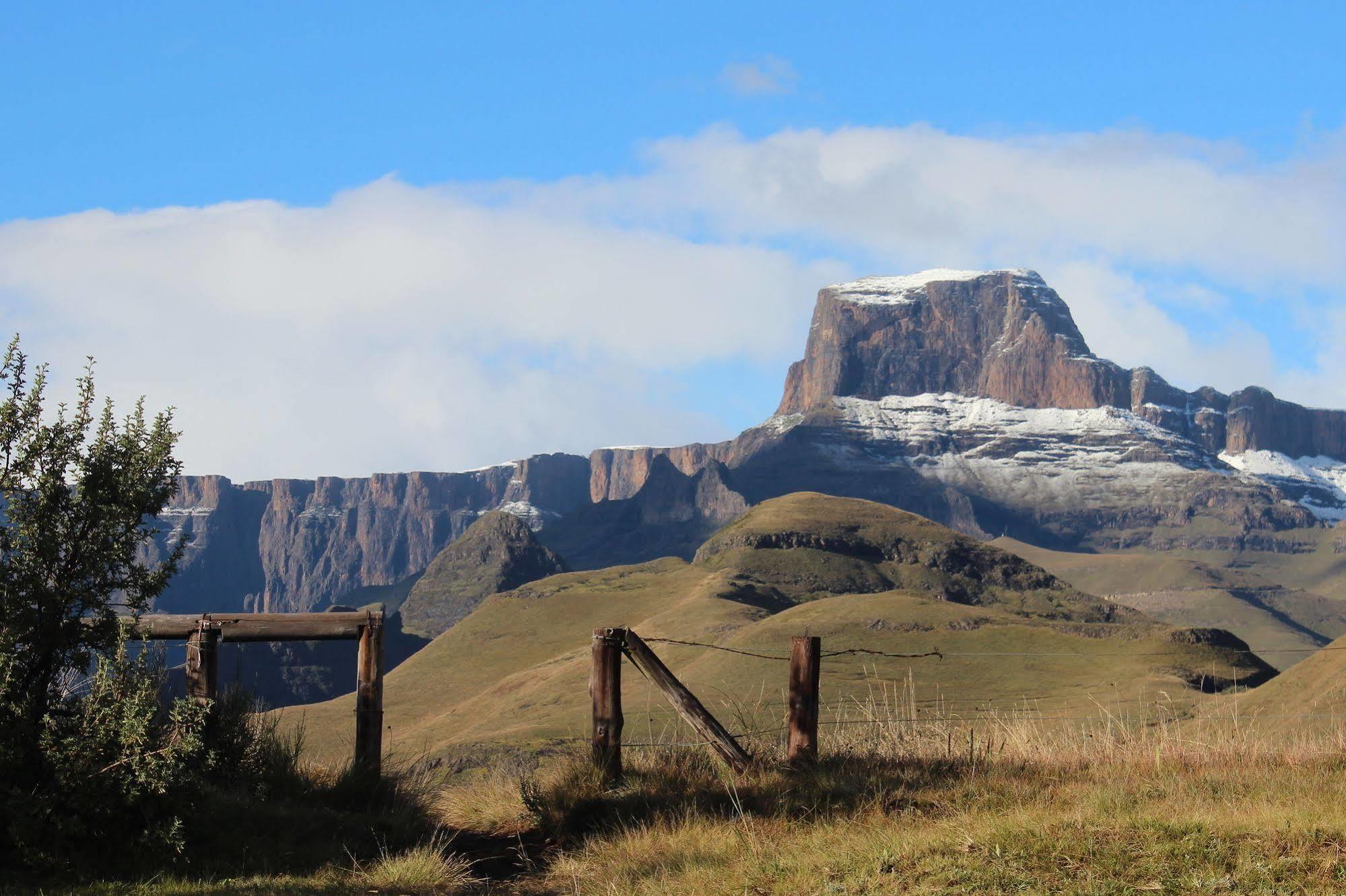 Witsieshoek Mountain Lodge Phuthaditjhaba Екстериор снимка
