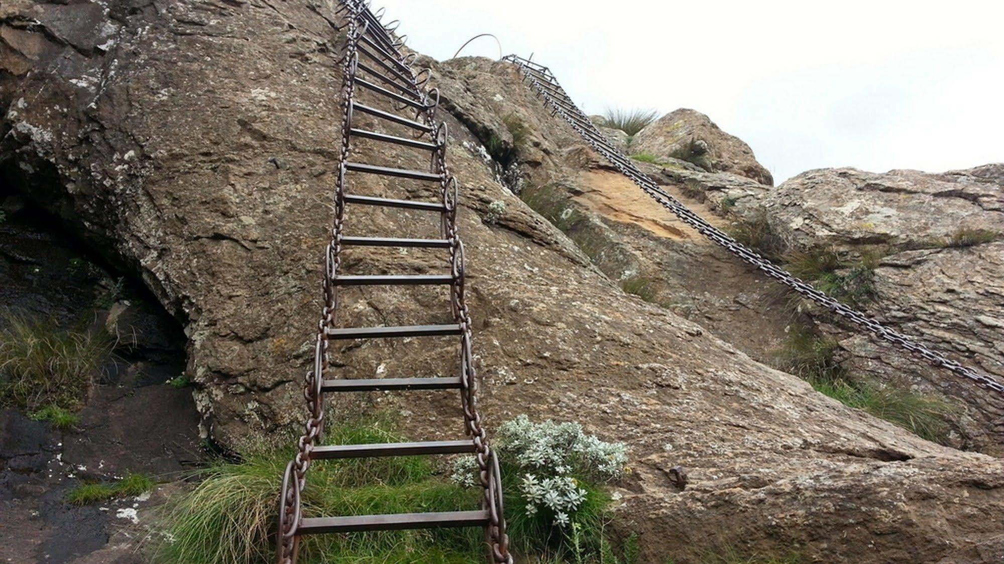 Witsieshoek Mountain Lodge Phuthaditjhaba Екстериор снимка